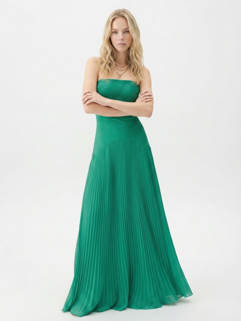 Alexis Sunniva Dress in Green, Brand new